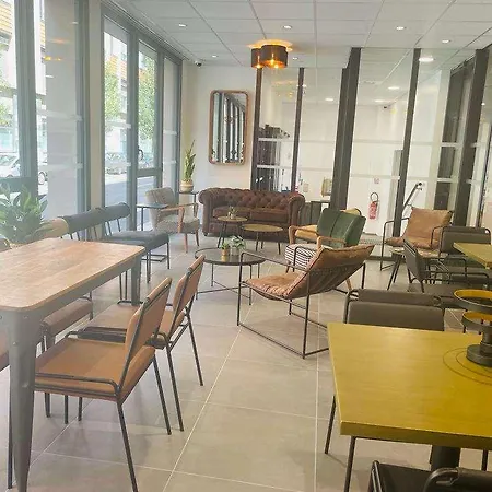 Break & Les Carmes Dechaux Aparthotel Clermont-Ferrand